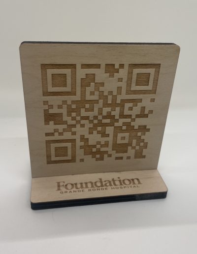 custom engraved qr code table top sign